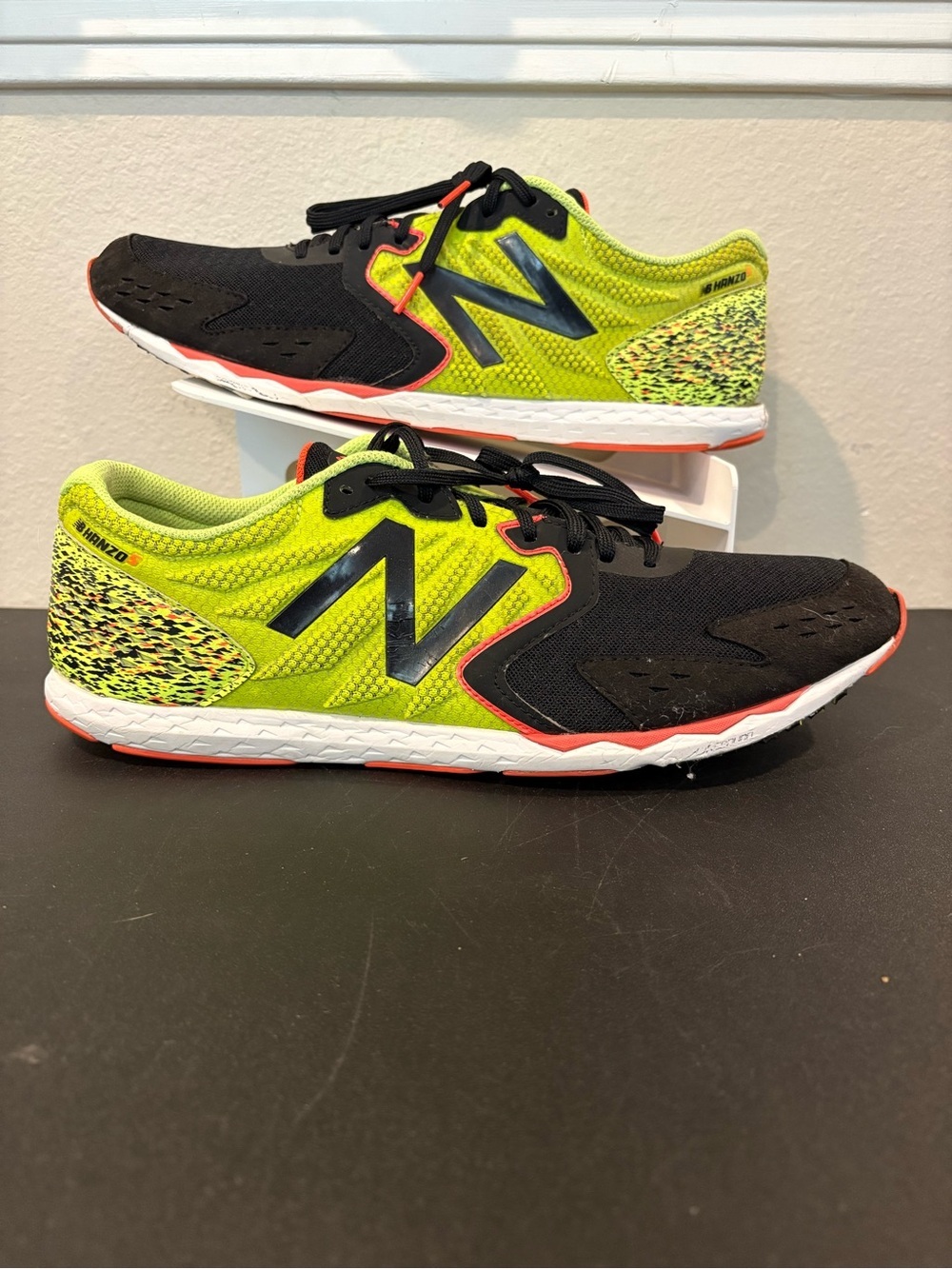 New Balance Hanzo S Running Shoe Racing Flats Yellow Black Mens Size 14